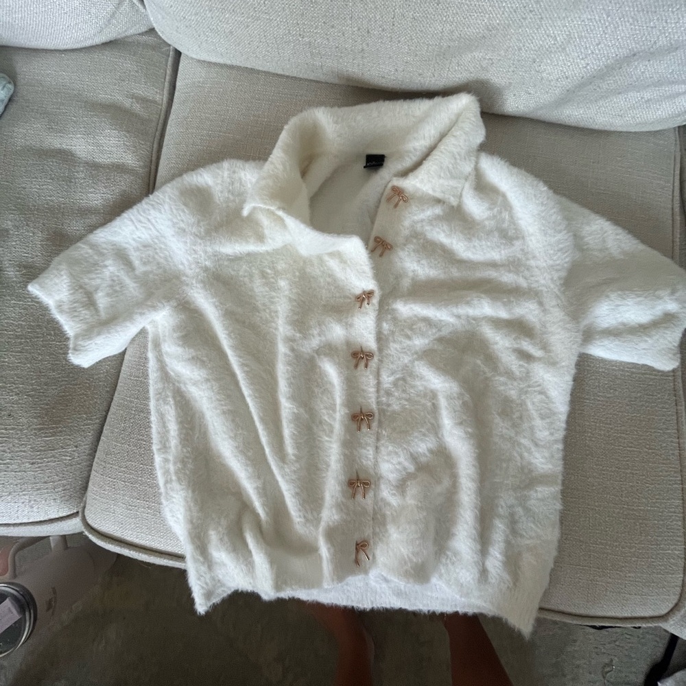 Simons Cream Fuzzy Short-Sleeve Button Cardigan